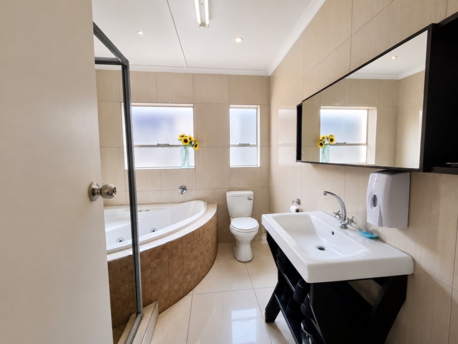 3 Bedroom Property for Sale in Belhar Western Cape